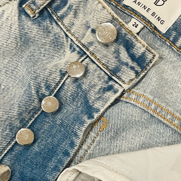 Anine Bing Sonya Jeans in Washed Blue - Picture 9 of 11